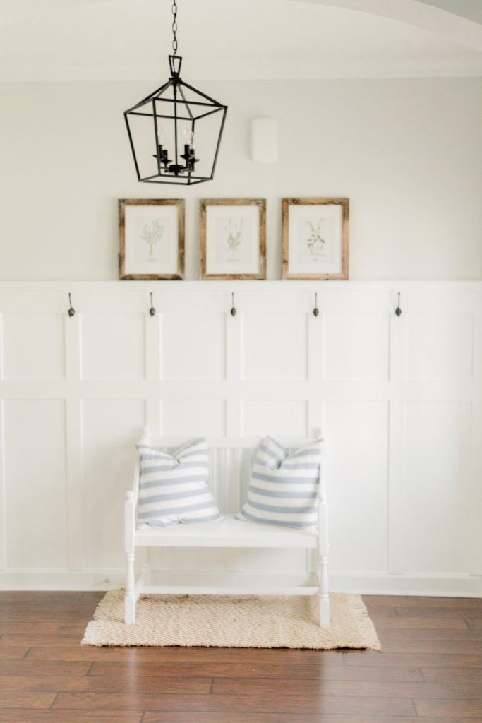 Modern Farmhouse Entryway Reveal - Jordan Jean