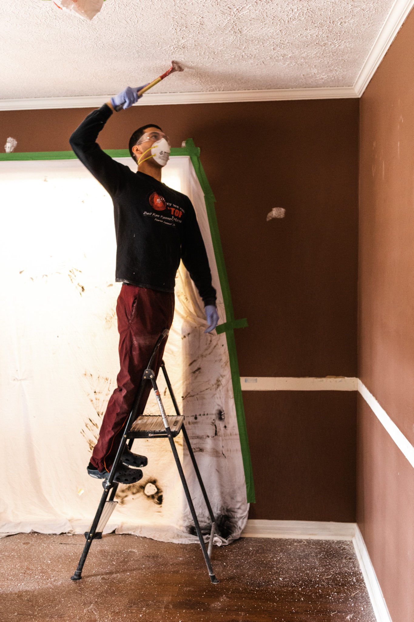 How we Remove Textured Heavily Painted Ceilings in Hours